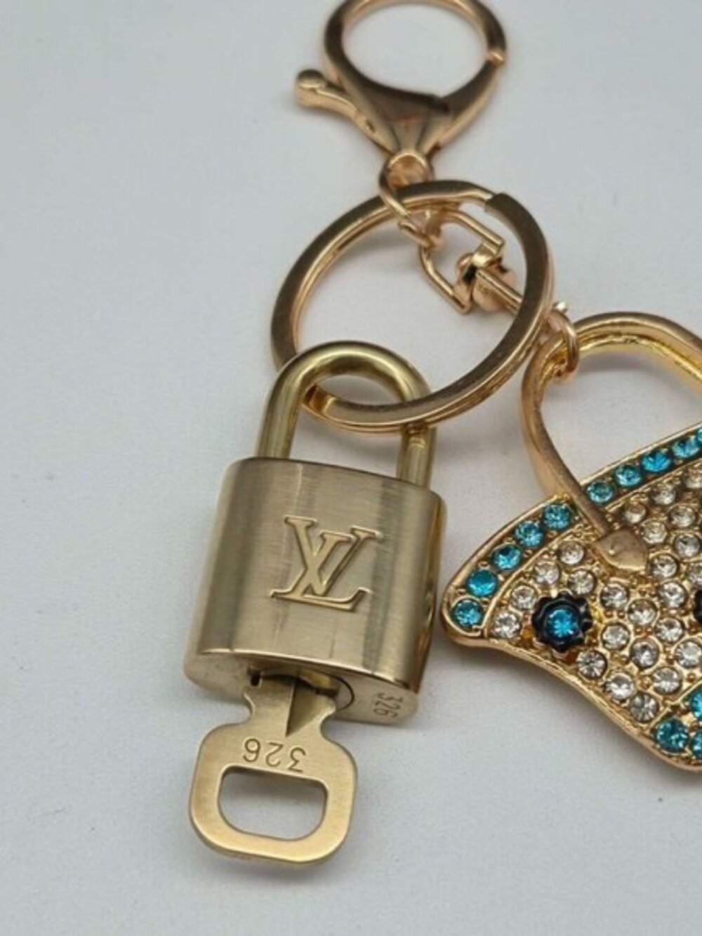 Louis Vuitton Gold Padlock 🔒 Key Set Authentic LV w/ Unbranded Bag Keychain - Picture 4 of 9